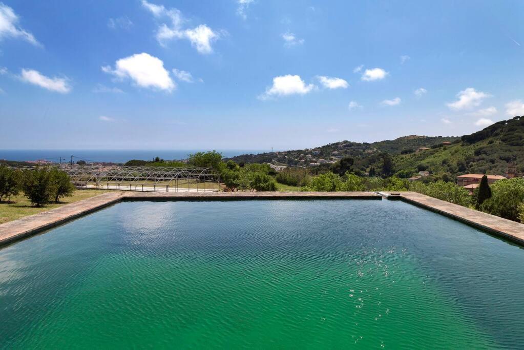 Designer Home With Pool Near Beach And Village Alella Exteriör bild